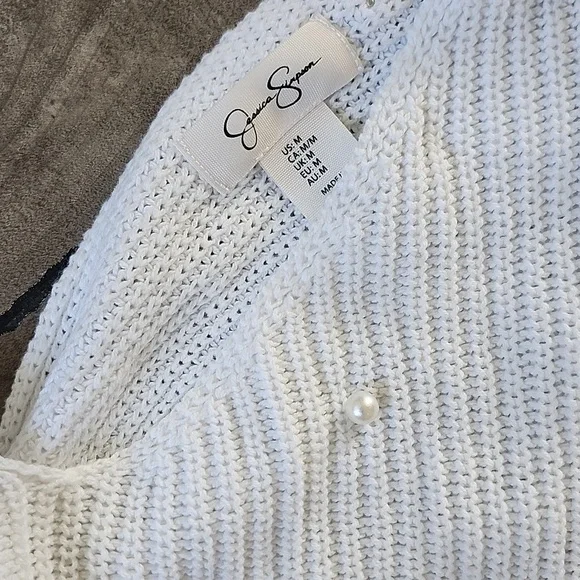 Sweater - Picture 4 of 7